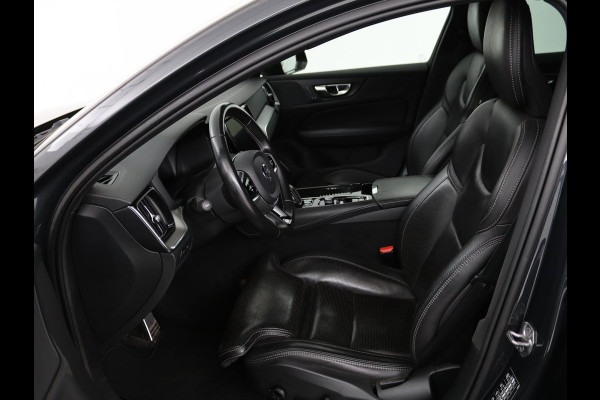 Volvo V60 2.0 T6 Twin Engine AWD R-Design | Stoelventilatie | Trekhaak | Leder | Massage | Achterbankverwarming | Camera | Adaptive cruise | Carplay | Full LED | 19'' lichtmetalen velgen