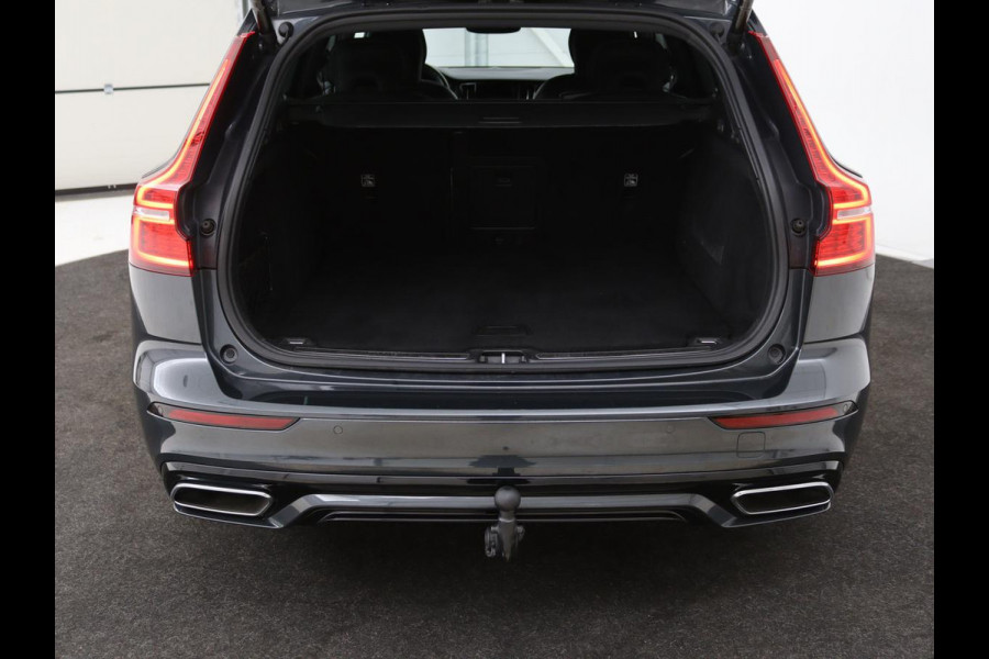 Volvo V60 2.0 T6 Twin Engine AWD R-Design | Stoelventilatie | Trekhaak | Leder | Massage | Achterbankverwarming | Camera | Adaptive cruise | Carplay | Full LED | 19'' lichtmetalen velgen