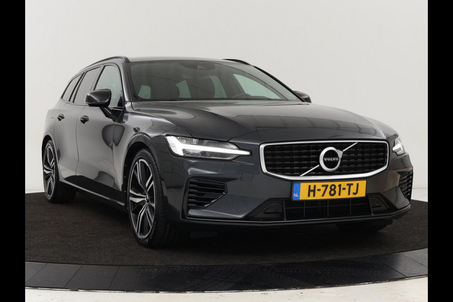 Volvo V60 2.0 T6 Twin Engine AWD R-Design | Stoelventilatie | Trekhaak | Leder | Massage | Achterbankverwarming | Camera | Adaptive cruise | Carplay | Full LED | 19'' lichtmetalen velgen