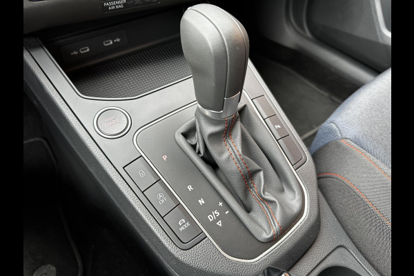 Seat Ibiza 1.0 TSI 110pk DSG FR Navigatie Apple Carplay / Android Auto Parkeersensoren Camera Adaptive Cruise Control Stoelverwarming Ledverlichting Virtual Cockpit Getinte ramen Climate Control