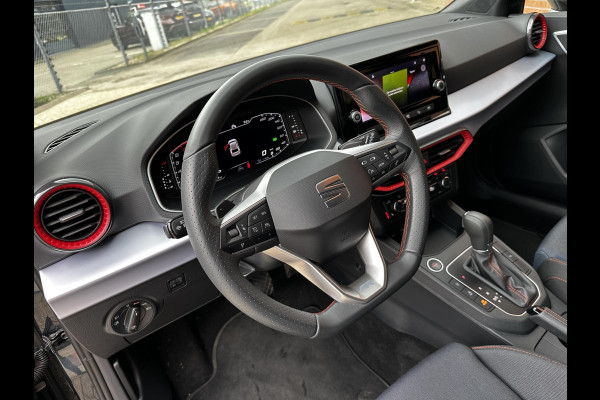 Seat Ibiza 1.0 TSI 110pk DSG FR Navigatie Apple Carplay / Android Auto Parkeersensoren Camera Adaptive Cruise Control Stoelverwarming Ledverlichting Virtual Cockpit Getinte ramen Climate Control