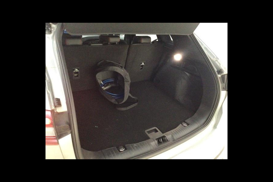 Ford Kuga 2.5 PHEV ST-Line X 243pk | Driver Assistance pack | Winterpack | Technology Pack | Trekhaak afneembaar | 2.100kg Trekgewicht | Verlengde Fabrieksgarantie tot 09-2028