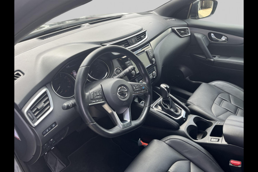 Nissan QASHQAI 1.3 DIG-T Tekna + | automaat | 160PK | volleder | Bose audio | panoramadak | blind-spot | memorystoelen | trekhaak | stoelverwarming