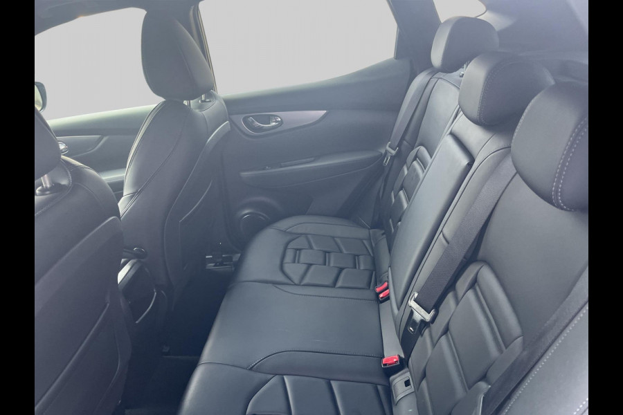 Nissan QASHQAI 1.3 DIG-T Tekna + | automaat | 160PK | volleder | Bose audio | panoramadak | blind-spot | memorystoelen | trekhaak | stoelverwarming