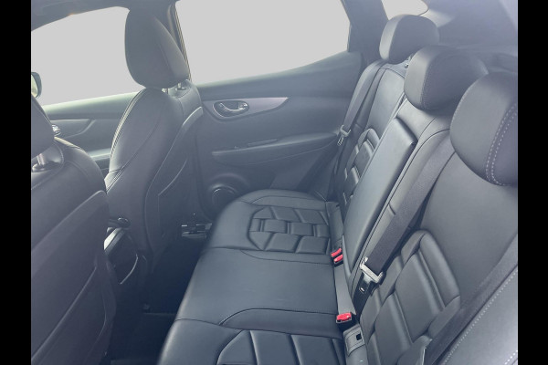 Nissan QASHQAI 1.3 DIG-T Tekna + | automaat | 160PK | volleder | Bose audio | panoramadak | blind-spot | memorystoelen | trekhaak | stoelverwarming