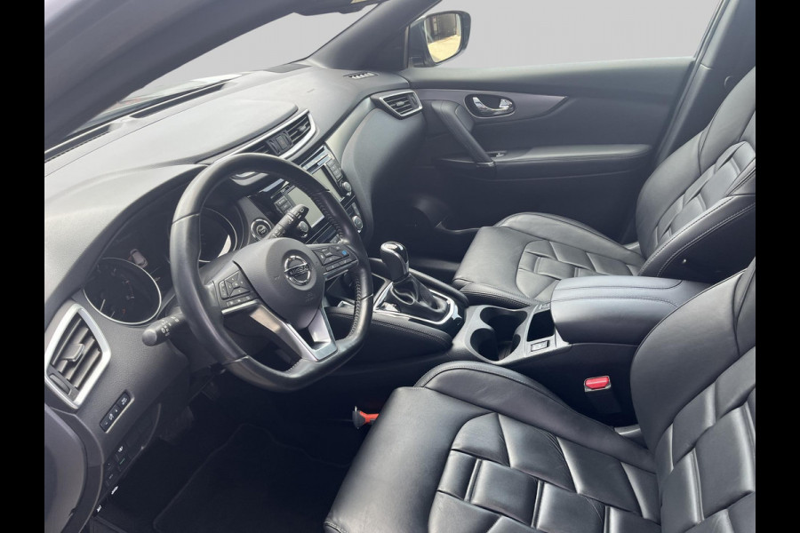 Nissan QASHQAI 1.3 DIG-T Tekna + | automaat | 160PK | volleder | Bose audio | panoramadak | blind-spot | memorystoelen | trekhaak | stoelverwarming