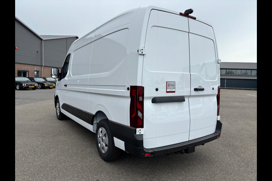 Renault Master T35 2.0 DCI 150 PK L2H2 RED EDITION TREKHAAK PACK STORAGE CAMERA