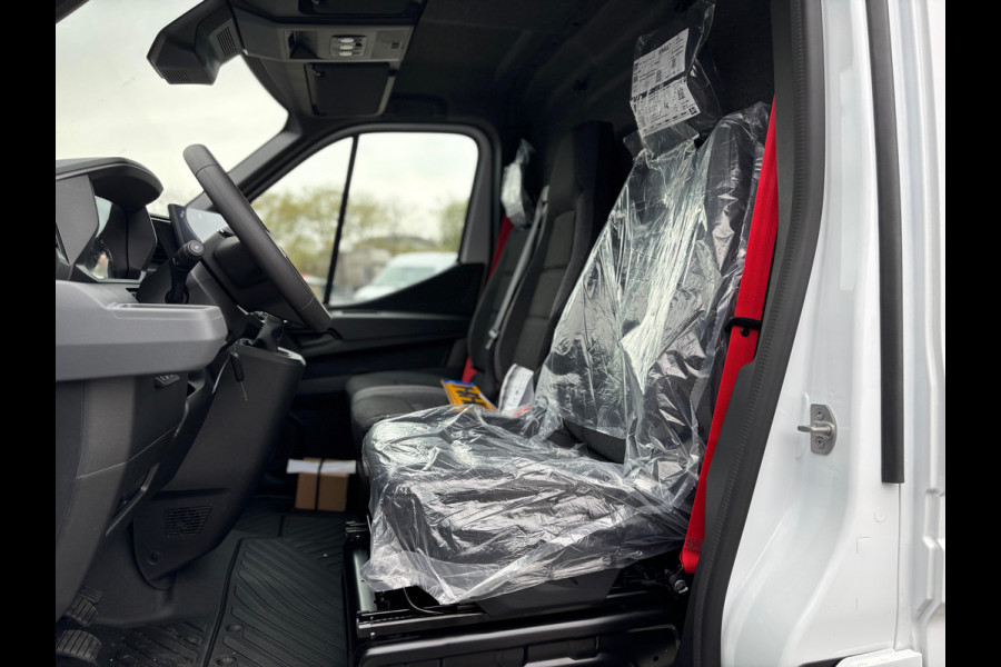 Renault Master T35 2.0 DCI 150 PK L2H2 RED EDITION TREKHAAK PACK STORAGE CAMERA