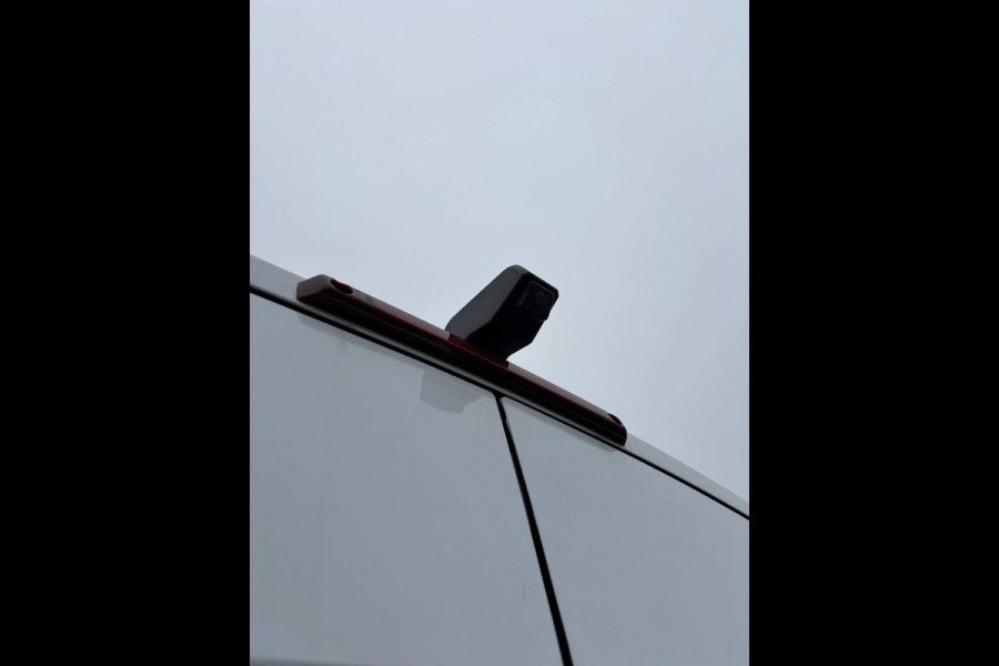 Renault Master T35 2.0 DCI 150 PK L2H2 RED EDITION TREKHAAK PACK STORAGE CAMERA