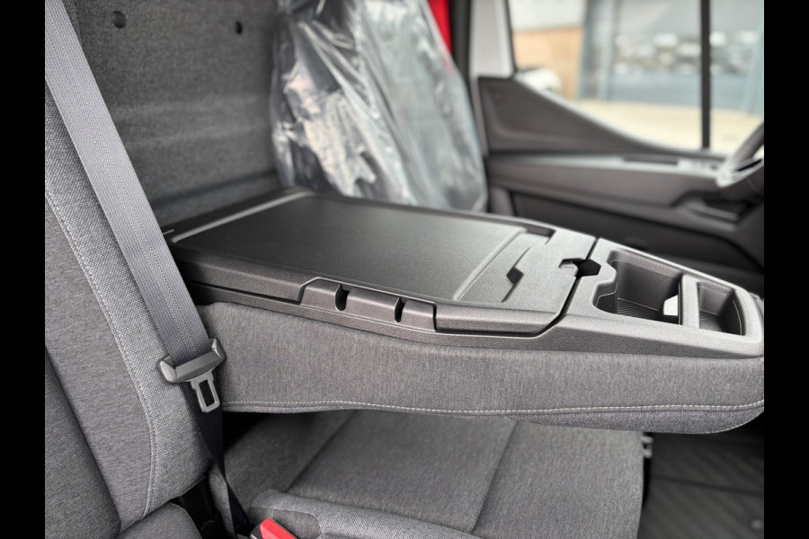 Renault Master T35 2.0 DCI 150 PK L2H2 RED EDITION TREKHAAK PACK STORAGE CAMERA