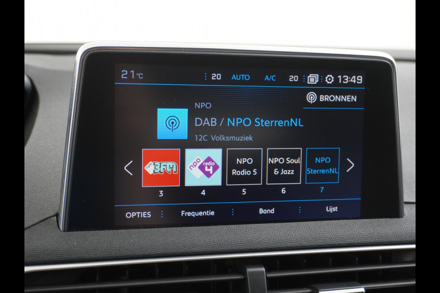 Peugeot 3008 1.6-e-thp 165PK AUT. Navi Adapt-Cruise Apple Carplay Android 18" Ecc 360°Camera Trekhaak PDC Elek.Achterklep DAB Connect Blue Pr Led Keyless Lane Departure Privacy Glas Regen-Lichtsensor Pack Drive Assist Pack City 1 Bluetooth Lmv 18" 40.000 euro nieuw Orig. NLse auto 1550kg
