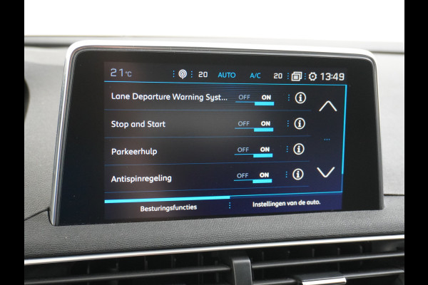 Peugeot 3008 1.6-e-thp 165PK AUT. Navi Adapt-Cruise Apple Carplay Android 18" Ecc 360°Camera Trekhaak PDC Elek.Achterklep DAB Connect Blue Pr Led Keyless Lane Departure Privacy Glas Regen-Lichtsensor Pack Drive Assist Pack City 1 Bluetooth Lmv 18" 40.000 euro nieuw Orig. NLse auto 1550kg