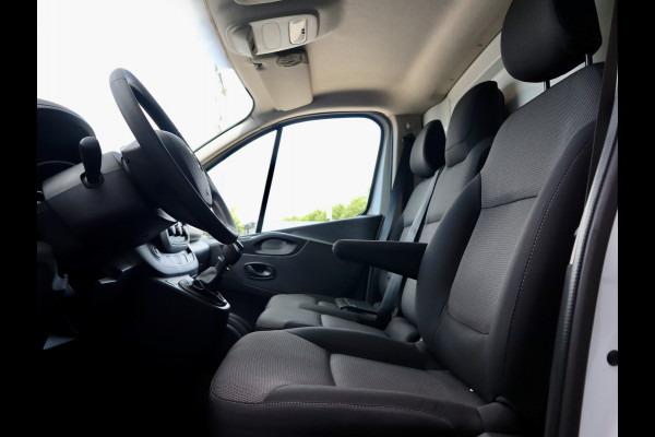 Renault Trafic 2.0 dCi 120PK MARGE/BTW VRIJ BLACK EDITION