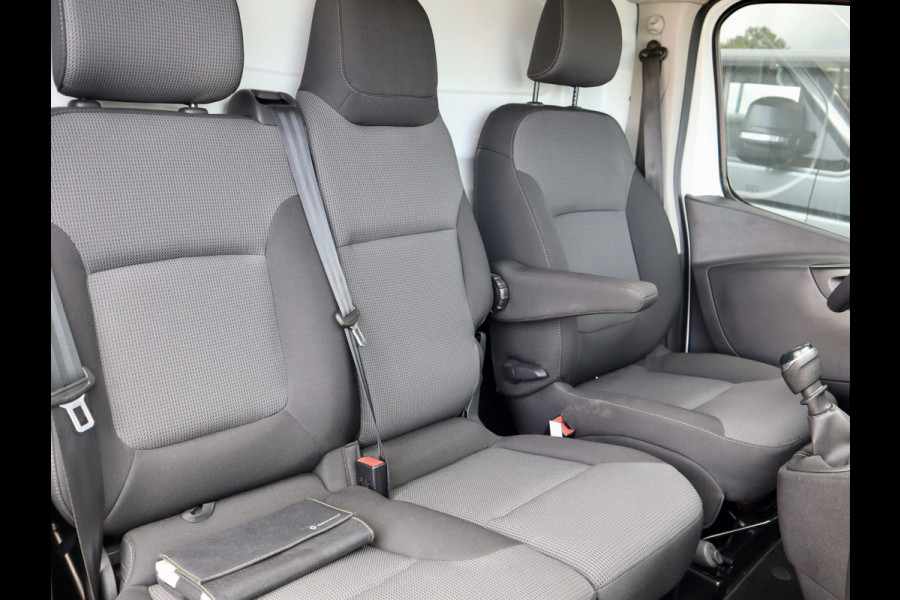 Renault Trafic 2.0 dCi 120PK MARGE/BTW VRIJ BLACK EDITION