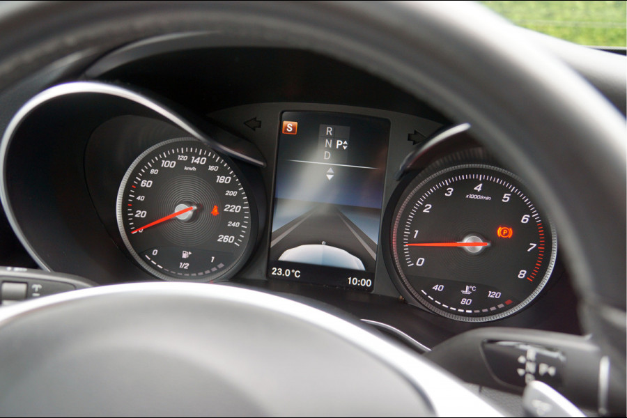 Mercedes-Benz C-Klasse Estate C 180 Estate AMG Line | Trekhaak Dealeronderhouden