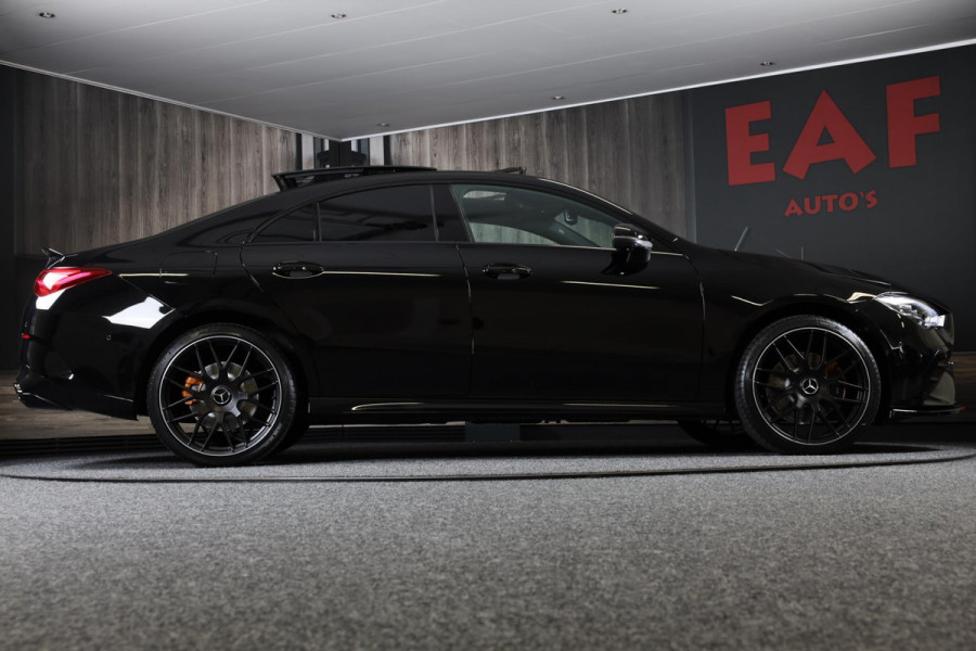 Mercedes-Benz CLA-Klasse 250 e AMG 45 Look / FACELIFT / ACC / Memory / Lane Assist / 360 Camera / Dode Hoek / Open Pano / 19 Inch