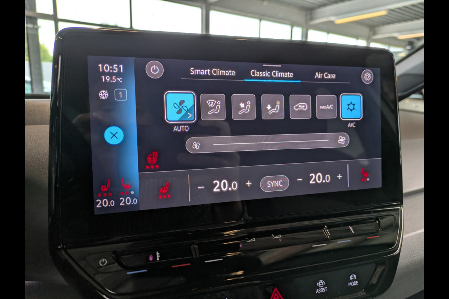 Volkswagen ID.3 58kWh 204PK First Auto-Pilot Navi Adapt.Cruise Control Pdc Apple Carplay Android Navi Ecc Led Stoel-Stuurverwarming DAB Keyless Lmv Bluetooth Regensensor Rijstrooksensor Verkeersbord detectie Mirrorlink 1e Eigenaar Grootste accu Garantie t/m 20-10-2028
