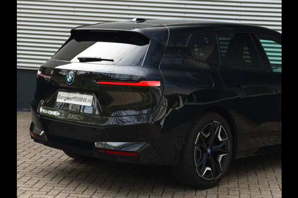 BMW iX xDrive50 - Luchtvering - Integral Active Steering - Driving Ass Prof