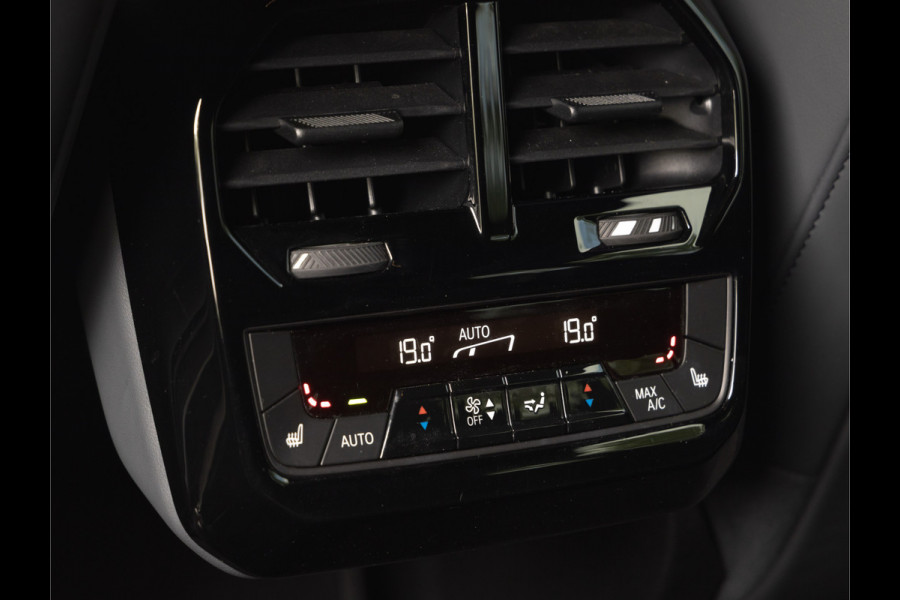 BMW iX xDrive50 - Luchtvering - Integral Active Steering - Driving Ass Prof