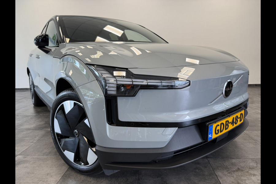 Volvo EX30 Single Motor Extended Range Plus 69 kWh 19'lmv !! 2e Pinksterdag zijn wij geopend van 12.00 tot 17.00u !!