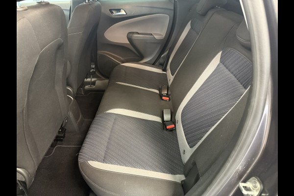 Opel Crossland X 1.2 Turbo 120 Jaar Edition Navigatie CruiseControl 17'lmv !! 2e Pinksterdag zijn wij geopend van 12.00 tot 17.00u !!