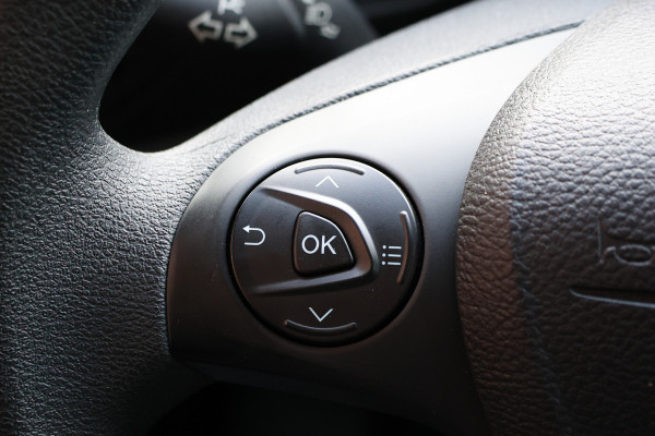 Ford Transit Connect 1.5 EcoBlue L2 | 3-Zitter | Navigatie | Camera | CarPlay | Cruise control | Airco | NAP Logisch | Dealer onderhouden | Nieuwe APK