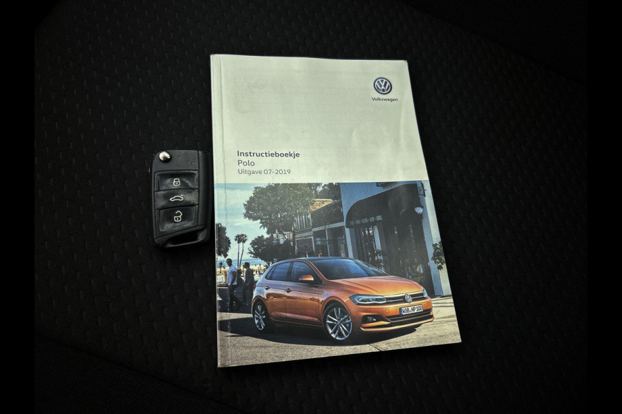 Volkswagen Polo 1.0 TSI Comfortline (NL-auto, Navi, Digitale Dash, Parkeersensoren, APP-Connect, Climate Con, Cruise Con, Etc)