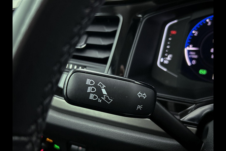 Volkswagen Polo 1.0 TSI Comfortline (NL-auto, Navi, Digitale Dash, Parkeersensoren, APP-Connect, Climate Con, Cruise Con, Etc)