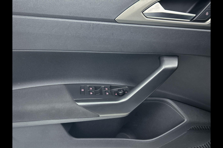 Volkswagen Polo 1.0 TSI Comfortline (NL-auto, Navi, Digitale Dash, Parkeersensoren, APP-Connect, Climate Con, Cruise Con, Etc)