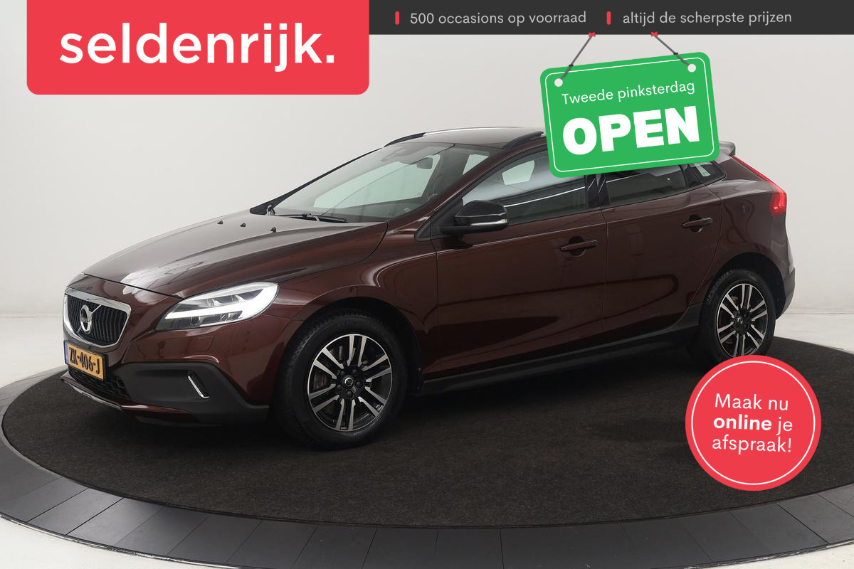 Volvo V40 Cross Country 2.0 T4 Momentum | Automaat | Stoelverwarming | Trekhaak | Camera | Full LED | Navigatie | Achterbankverwarming | Climate control Volvo V40 Cross Country 2.0 T4 Momentum | Automaat | Stoelverwarming | Trekhaak | Camera | Full LED | Navigatie | Achterbankverwarming | Climate control