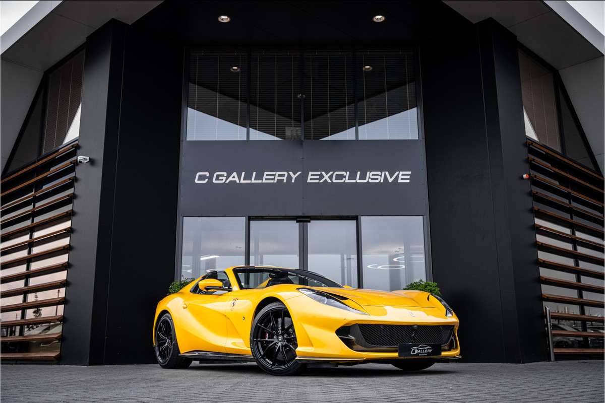 Ferrari 812 GTS 6.5 V12 HELE - Lift | 360 Camera | Carbon Ferrari 812 GTS 6.5 V12 HELE - Lift | 360 Camera | Carbon