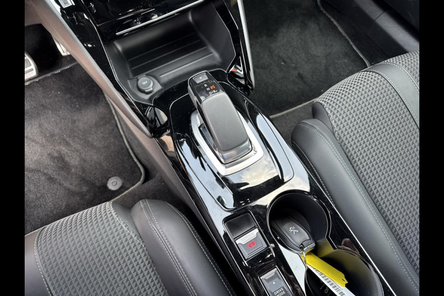 Peugeot e-2008 EV GT 50 kWh | 3 fase | 11 kW lader