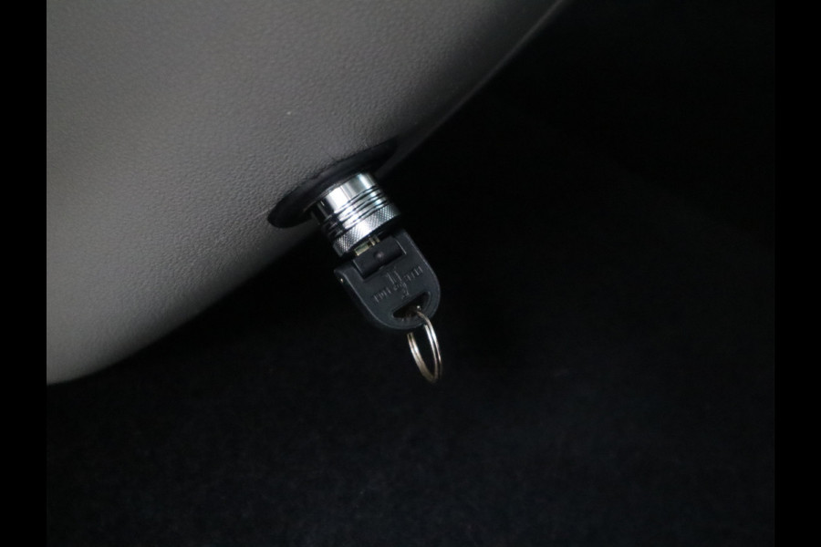 Volkswagen Transporter 2.0 TDI 204pk DSG L2 DC - Highline - LED - Leder - L+R Schuif