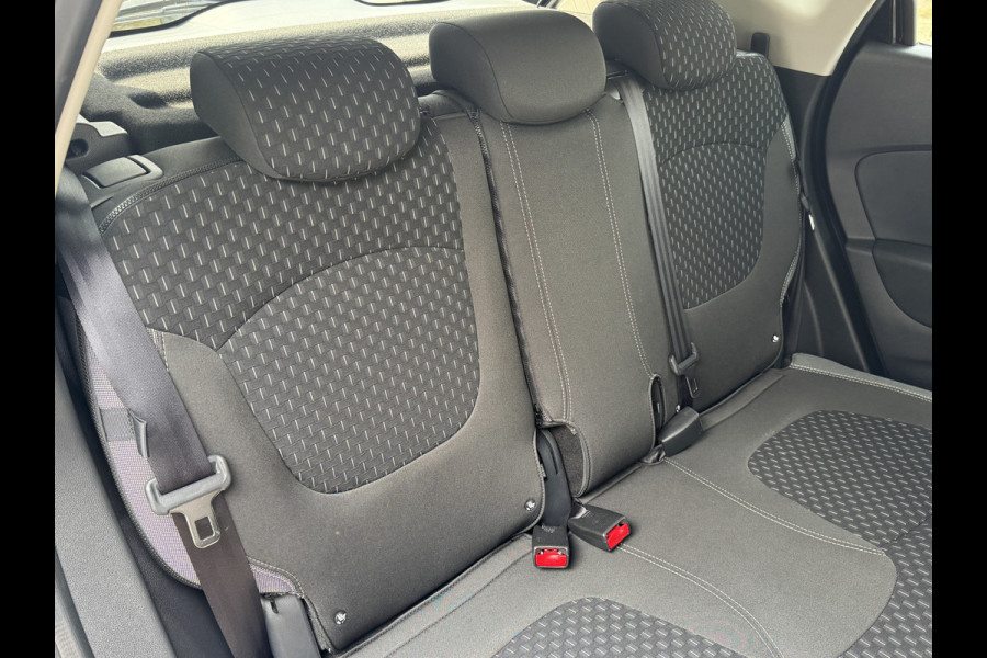 Renault Captur 0.9 TCe Intens .Neem contact op en we maken een afspraak!