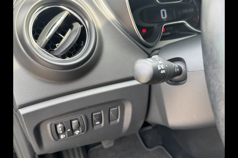 Renault Captur 0.9 TCe Intens .Neem contact op en we maken een afspraak!
