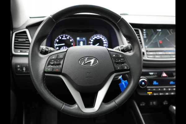 Hyundai Tucson 1.6 T-GDI Premium Automaat | Panodak | Lederen Sportstoelen Verwarmd | Trekhaak Afneembaar | Apple Carplay | Navigatie | Cruise Control | Climate Control | Camera | L.M. 19" |