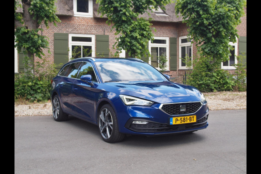 Seat Leon Sportstourer 1.4 TSI eHybrid PHEV FR | Panoramadak | Camera | Apple Carplay | Cruise Control | Sfeerverlichting |