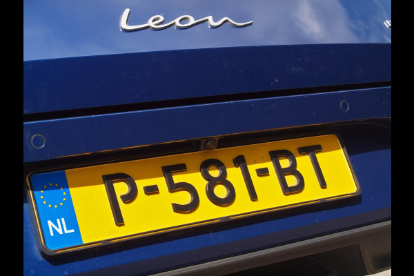Seat Leon Sportstourer 1.4 TSI eHybrid PHEV FR | Panoramadak | Camera | Apple Carplay | Cruise Control | Sfeerverlichting |
