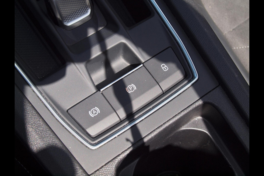 Seat Leon Sportstourer 1.4 TSI eHybrid PHEV FR | Panoramadak | Camera | Apple Carplay | Cruise Control | Sfeerverlichting |