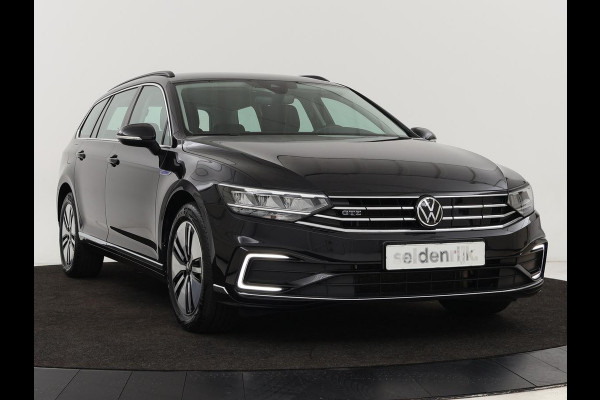 Volkswagen Passat 1.4 TSI PHEV GTE | Stoelverwarming | Camera | Adaptive cruise | Matrix LED | Massage | Carplay | Navigatie | Side Assist