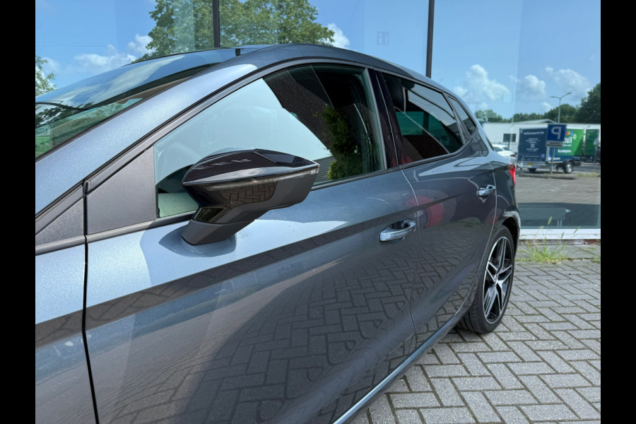 Seat Ibiza 1.0 TSI FR Business Intense - Navi - Climate - Parkeerhulp