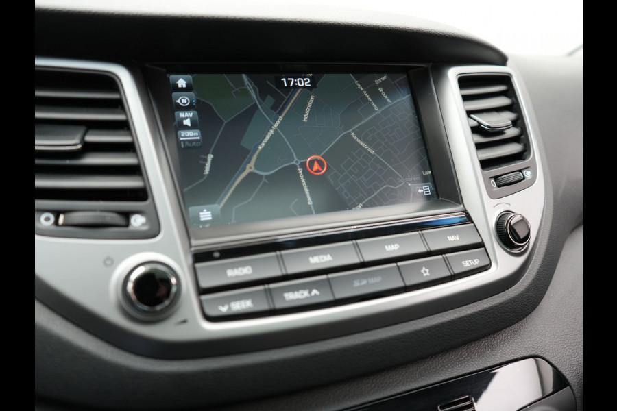Hyundai Tucson 1.6 T-GDI Premium Automaat | Panodak | Lederen Sportstoelen Verwarmd | Trekhaak Afneembaar | Apple Carplay | Navigatie | Cruise Control | Climate Control | Camera | L.M. 19" |