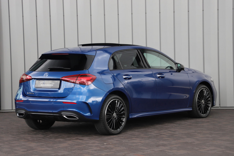 Mercedes-Benz A-Klasse 250e AMG Aut8 | 218PK | Pano | Head-up | Burmester | Memory | Sfeerverlichting | Multibeam | ACC | Stuurwielverwarming | Trekhaa Mercedes-Benz A-Klasse 250e AMG Aut8 | 218PK | Pano | Head-up | Burmester | Memory | Sfeerverlichting | Multibeam | ACC | Stuurwielverwarming | Trekhaa