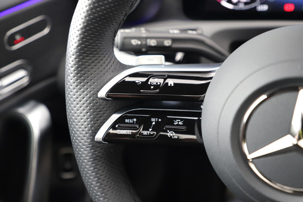 Mercedes-Benz A-Klasse 250e AMG Aut8 | 218PK | Pano | Head-up | Burmester | Memory | Sfeerverlichting | Multibeam | ACC | Stuurwielverwarming | Trekhaa Mercedes-Benz A-Klasse 250e AMG Aut8 | 218PK | Pano | Head-up | Burmester | Memory | Sfeerverlichting | Multibeam | ACC | Stuurwielverwarming | Trekhaa