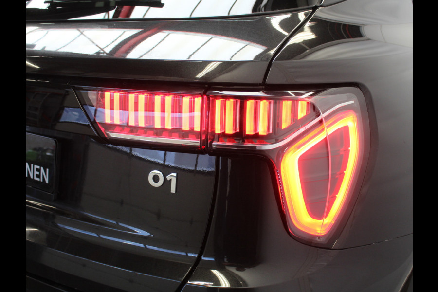 Lynk & Co 01 1.5 12 X OP VOORRAAD V.A. 40.000 KM | CARPLAY | 360CAMERA | DAB | PANODAK | LED | STOELVERW | ADAPCRUISE | WIFI |
