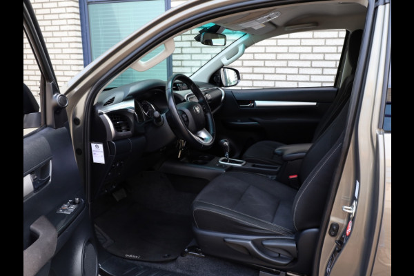 Toyota Hilux 2.8 D-4D XtraCab Professional Premium | Automaat | 3500 KG Trekg