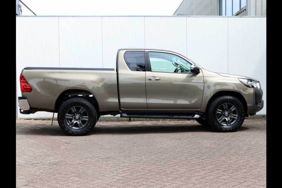 Toyota Hilux 2.8 D-4D XtraCab Professional Premium | Automaat | 3500 KG Trekg