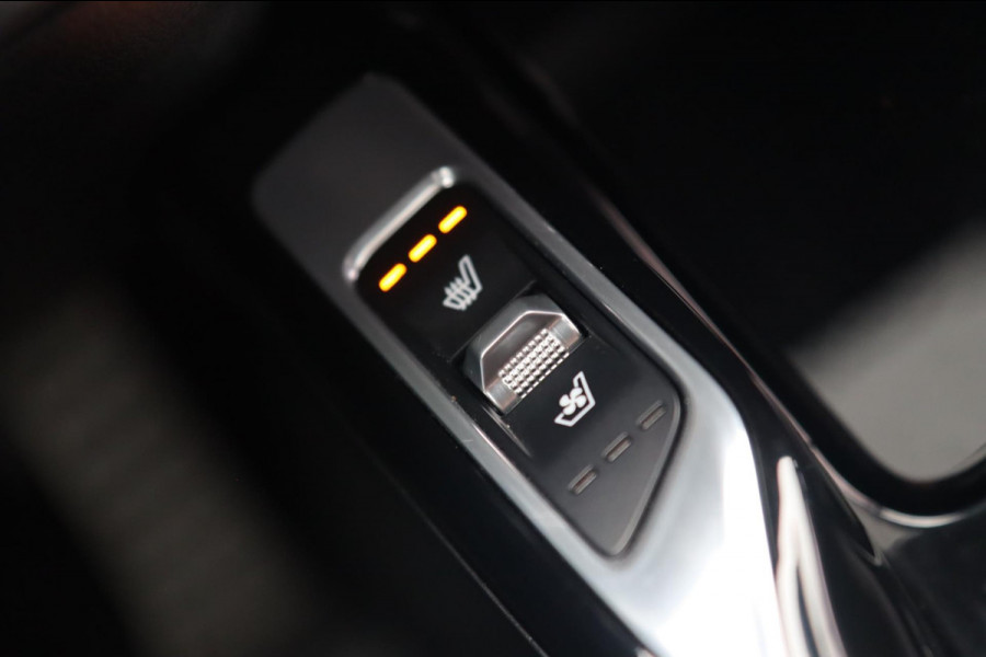 Kia Sorento 1.6 T-GDI Hybrid 4WD / PANO / KEYLESS / HUD / 360 / VOLLEDIG UITGEVOERD!