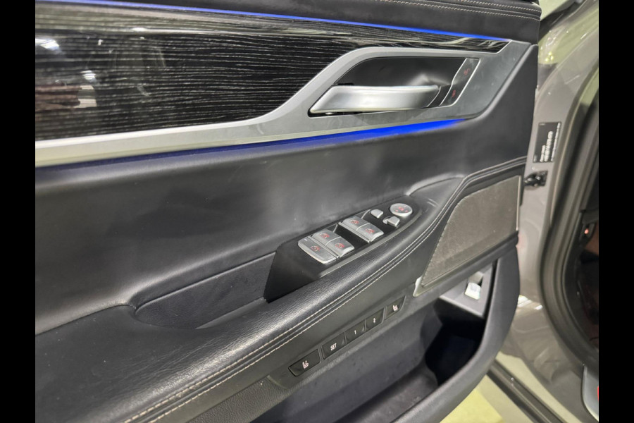 BMW 7 Serie 745e High Executive | Chrome delete | Pano | H&K | Softclose | Stoelverkoeling