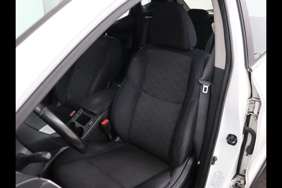 Nissan QASHQAI 1.2 Acenta | Stoelverwarming | Trekhaak | Camera | Navigatie | Climate control | Cruise control | Bluetooth